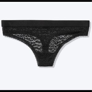 WEAR EVERYWHERE LACE THONG